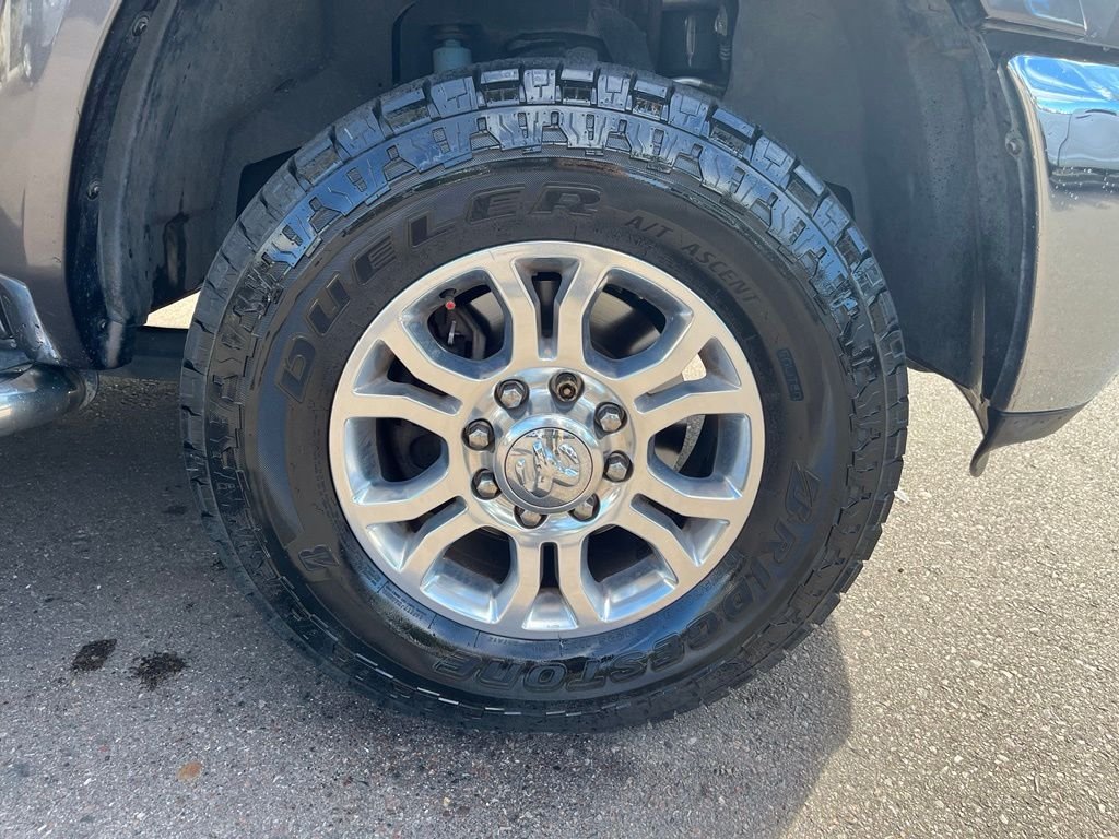 Used 2018 Gray Ram Laramie image 5