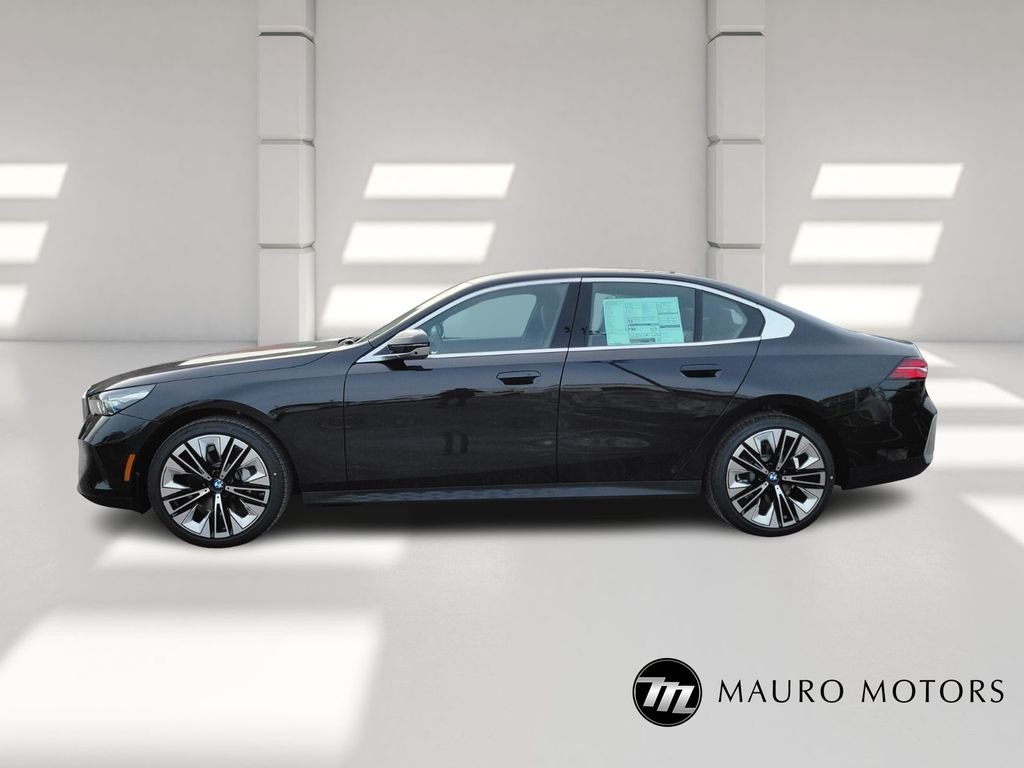 Used 2026 Black BMW 530i xDrive image 6
