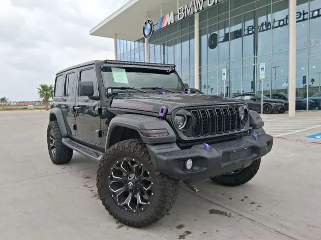 2025 Jeep Wrangler Sport S's photo