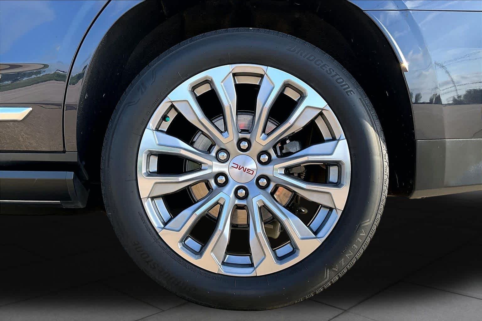 Used 2023 Titanium Rush Metallic GMC Denali image 11