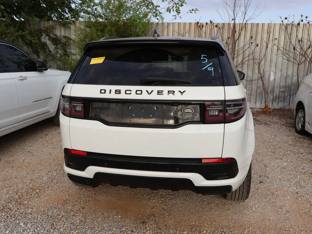 Used 2023  Land Rover SE R-Dynamic image 15