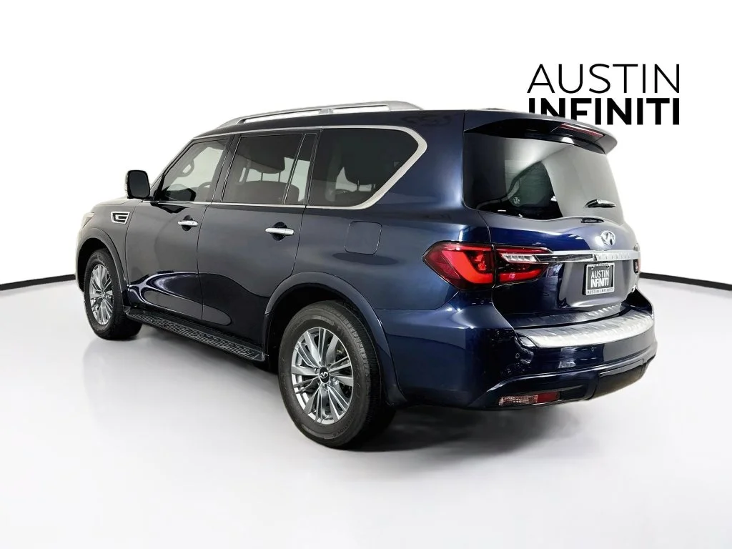 Certified Used 2022 Blue INFINITI LUXE image 5