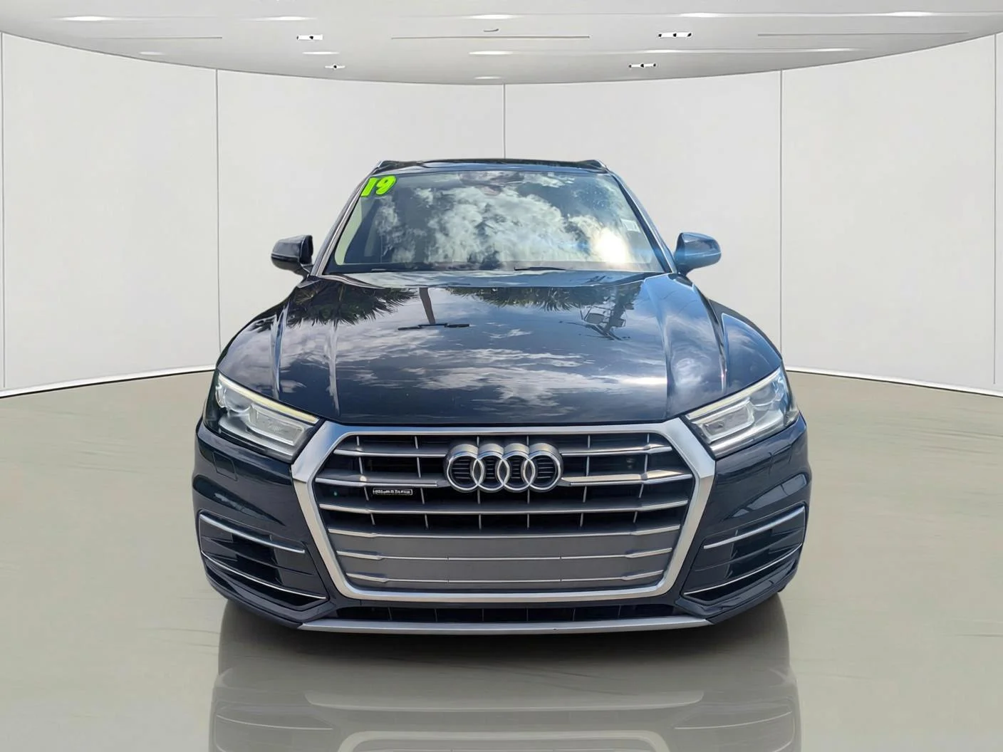Used 2019 Moonlight Blue Metallic Audi Premium image 2