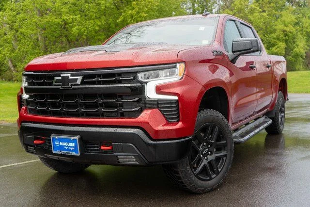 Used 2024 Red Chevrolet LT Trail Boss image 1