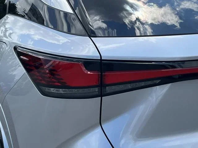 New 2026 Iridium Lexus PREMIUM PLUS image 17