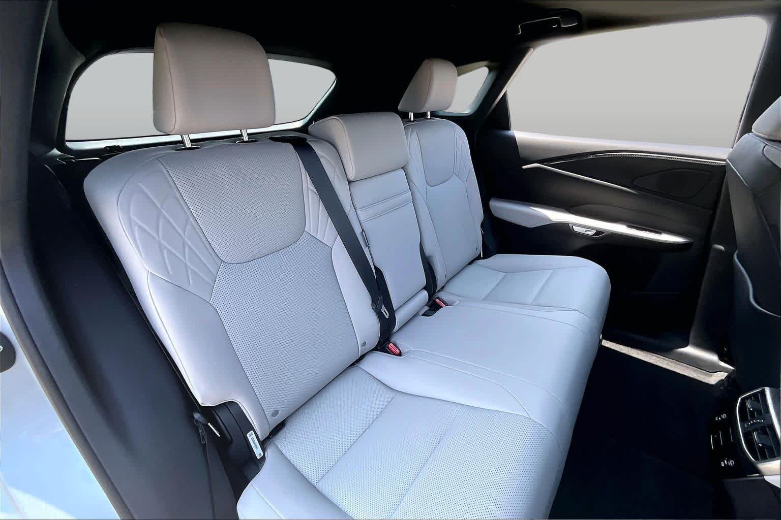 Used 2026 Iridium Lexus Premium image 17