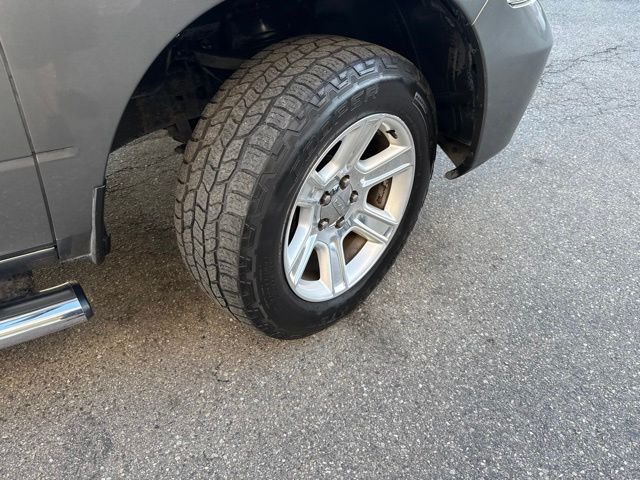 Used 2012 Gray Ram Laramie Longhorn image 11