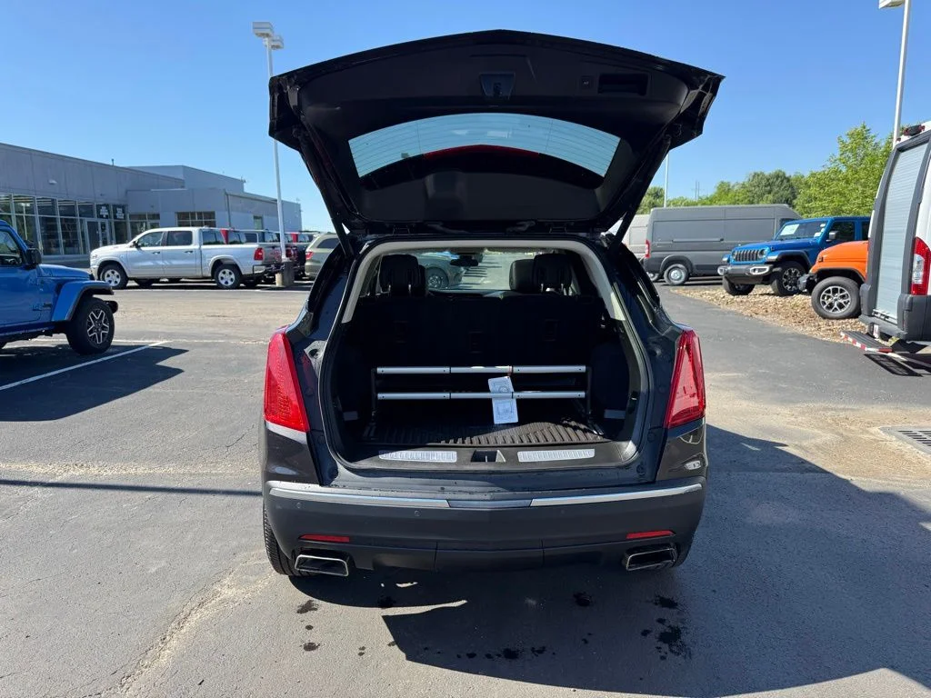 Used 2018 Gray Cadillac Premium Luxury image 36