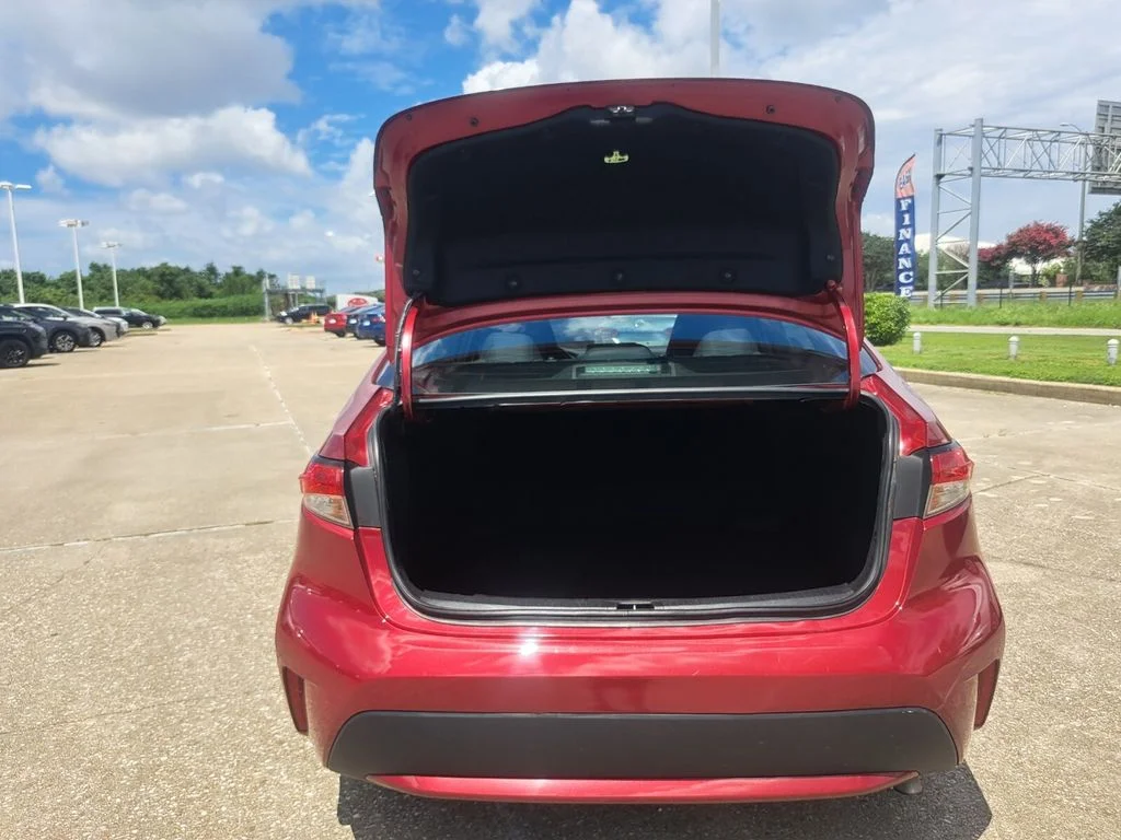Used 2022 Red Toyota LE image 21