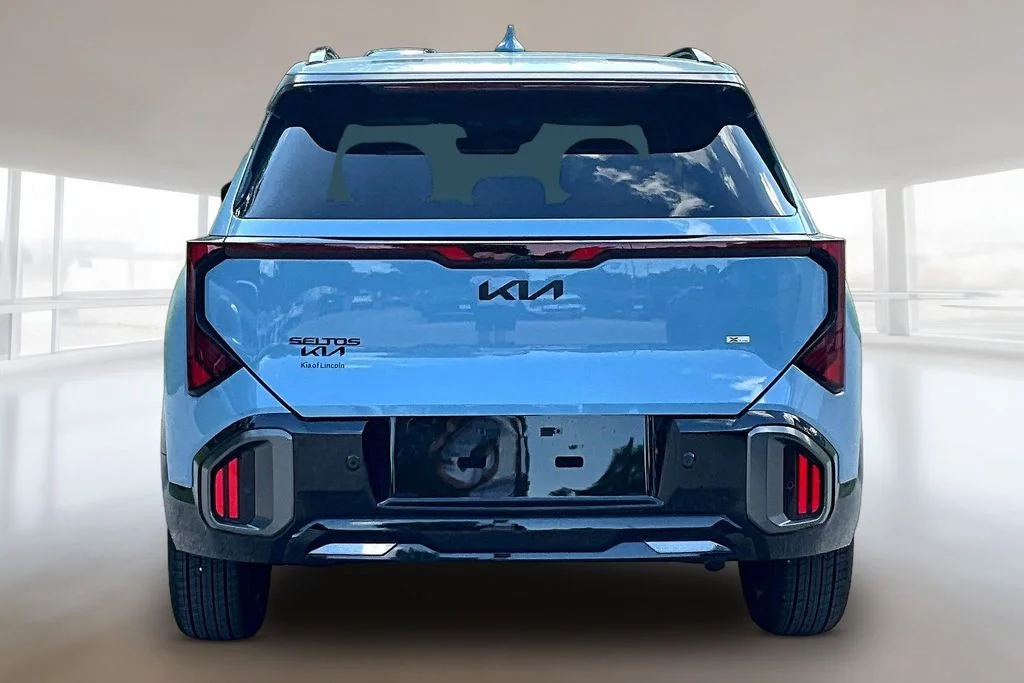 New 2027 Frost Blue Kia X-Line S image 4
