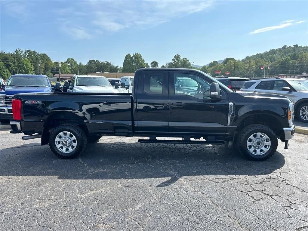Certified Used 2024 Agate Black Metallic Ford XLT image 9