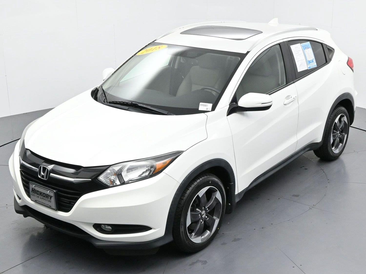 Used 2018 White Orchid Pearl Honda EX-L Navi image 38