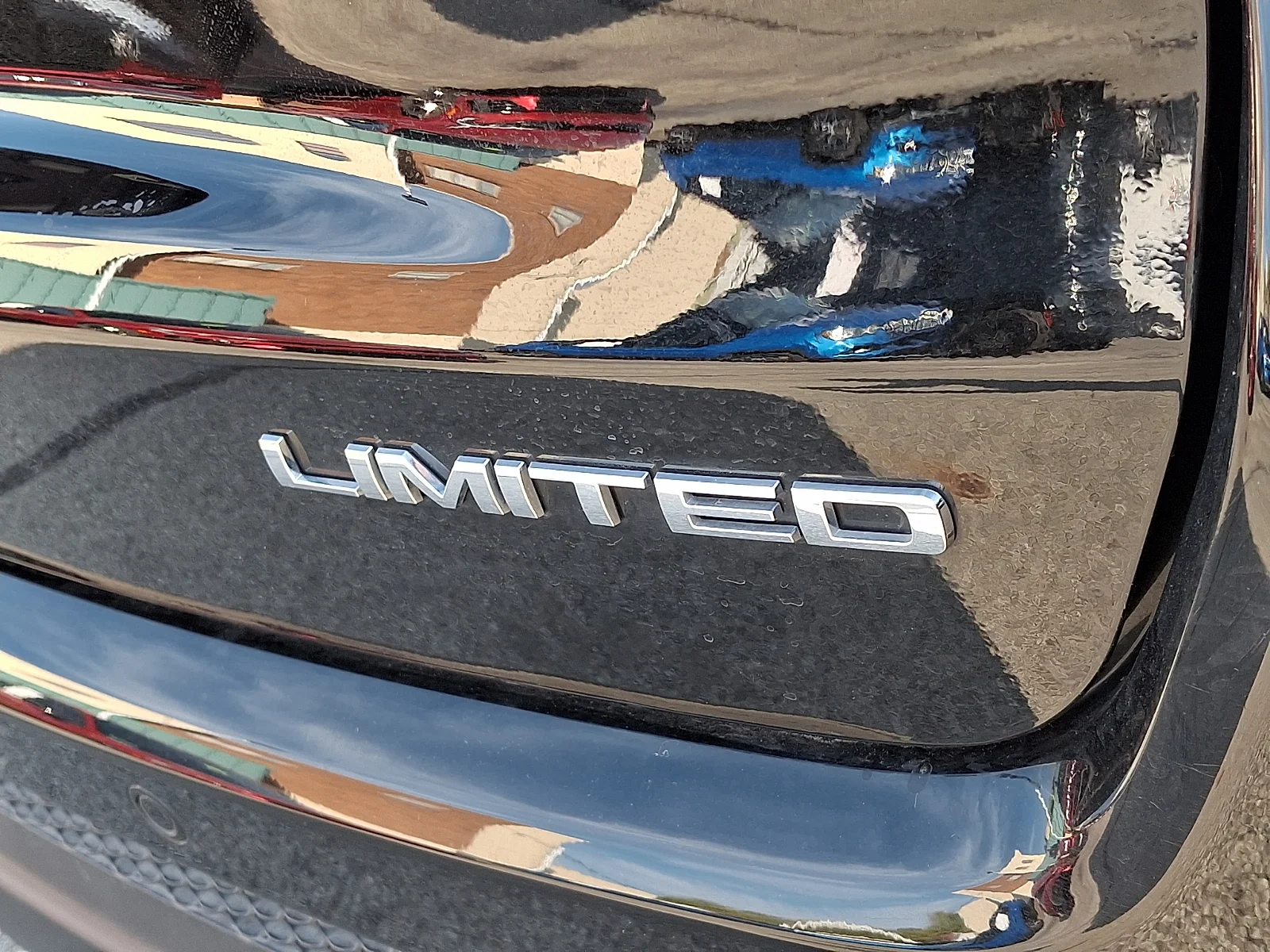 Used 2024 Black Jeep Limited image 30