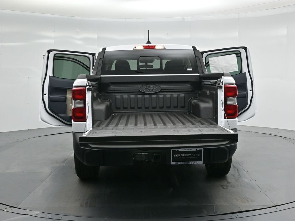 New 2026 Oxford White Ford Lariat image 35