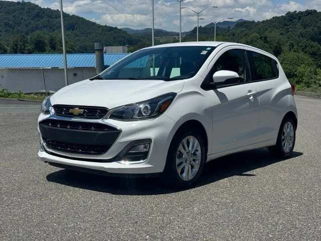 Used 2020 White Chevrolet 1LT image 3