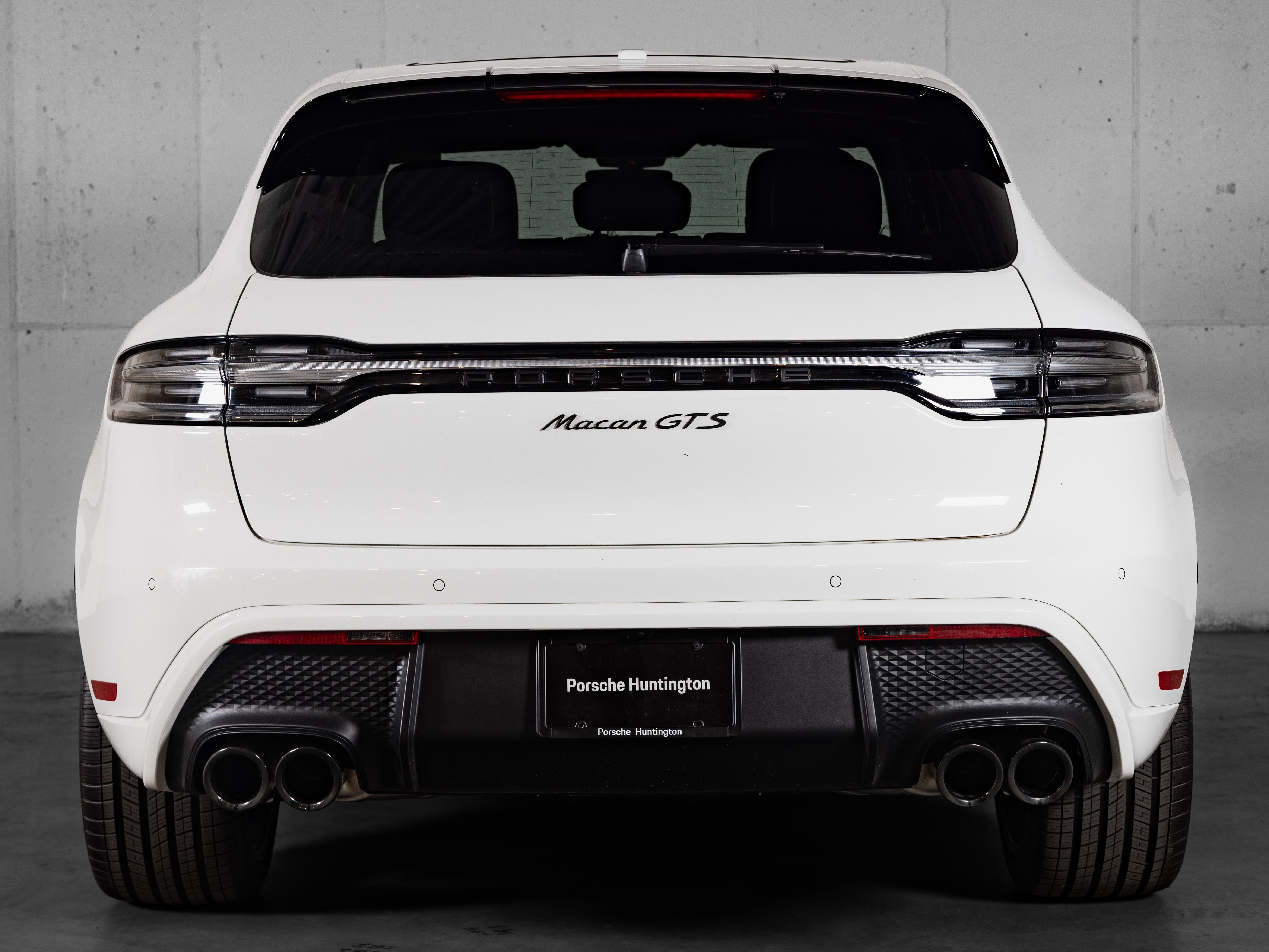 2026 Porsche Macan GTS - Photo 7
