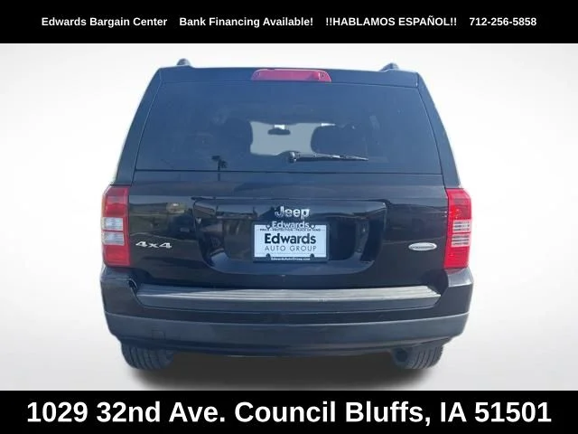 Used 2014 Black Jeep Latitude image 6