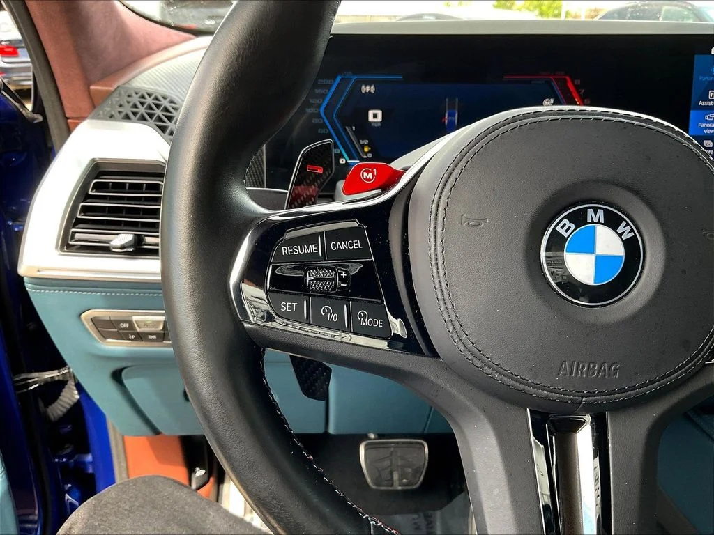 Used 2023 Blue Metallic BMW  image 11