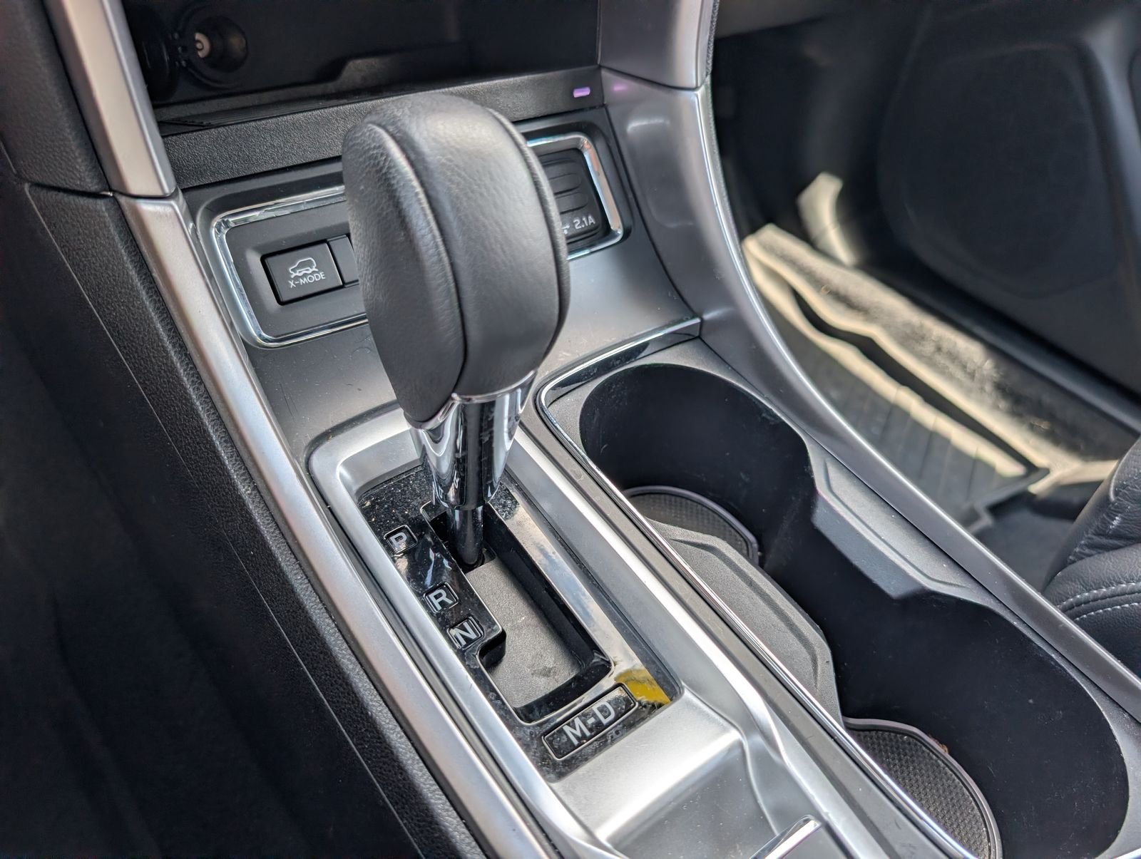 Used 2022 Black Subaru Limited image 14