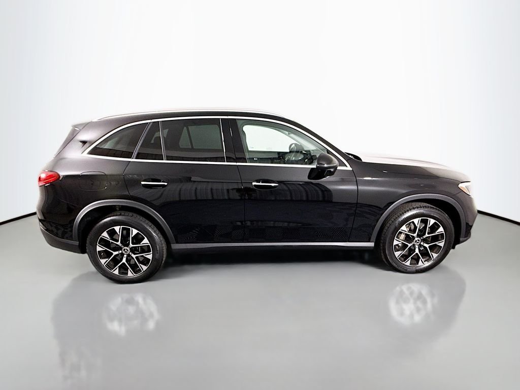 Used 2025 Black Mercedes-Benz GLC 350e image 8