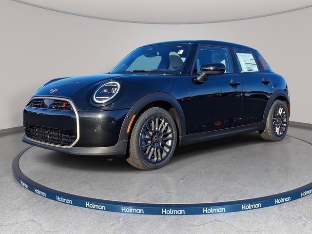2026 MINI Hardtop Cooper S Signature's photo