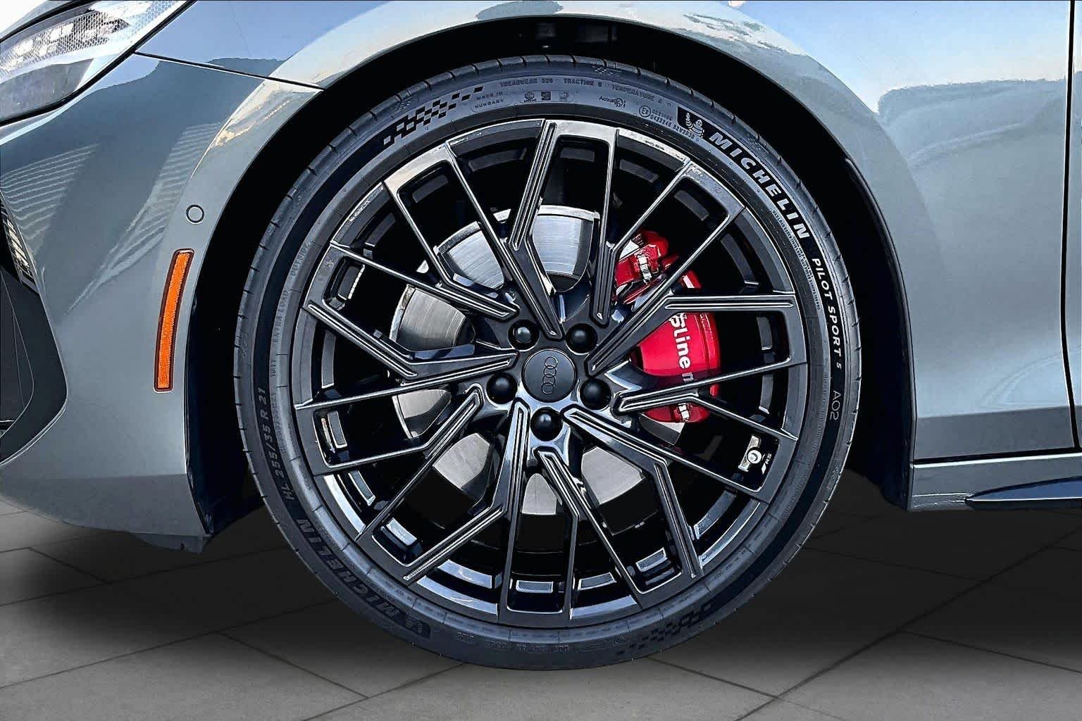 Used 2026 Daytona Gray Pearl Effect Audi Prestige image 11