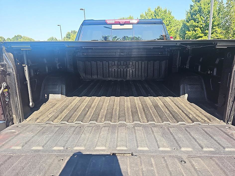 Used 2024 Onyx Black GMC AT4 image 36