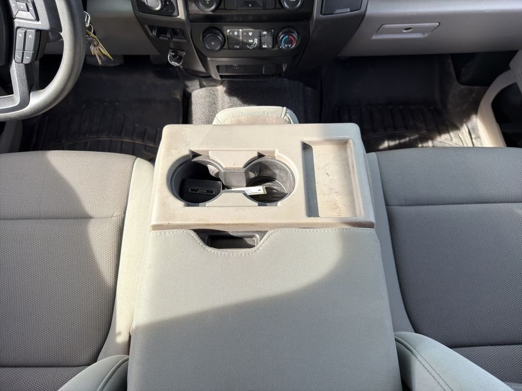 Used 2020 White Ford XL image 11