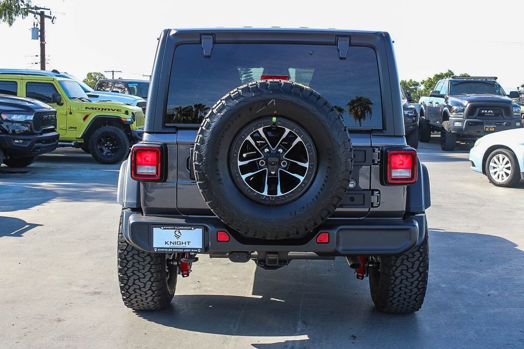 New 2026 Granite Crystal Metallic Clearcoat Jeep Willys image 8