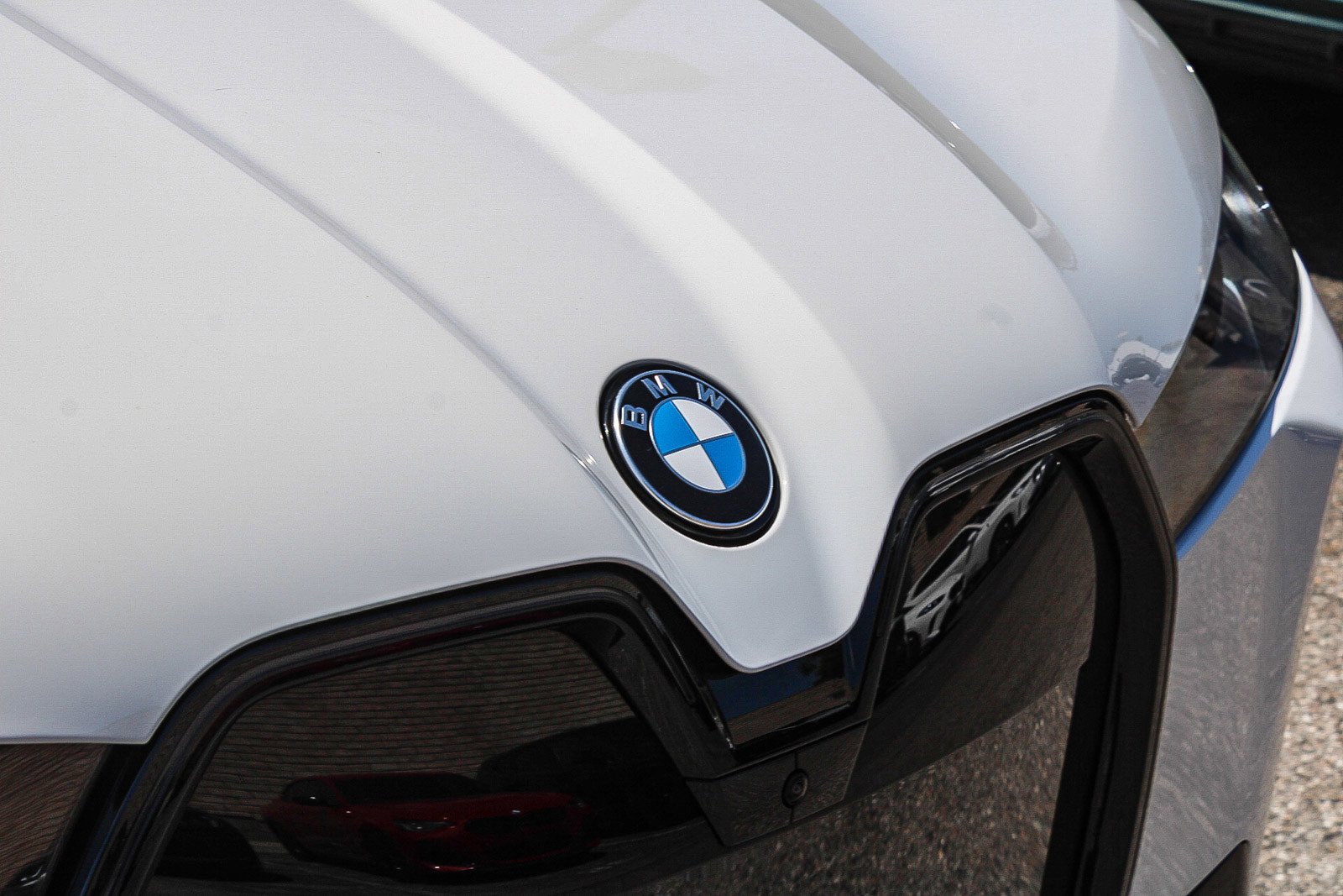 2026 BMW iX 60 - Photo 9