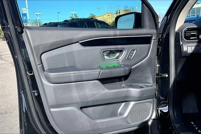 New 2025 Honda Pilot Touring+ 4D Sport Utility