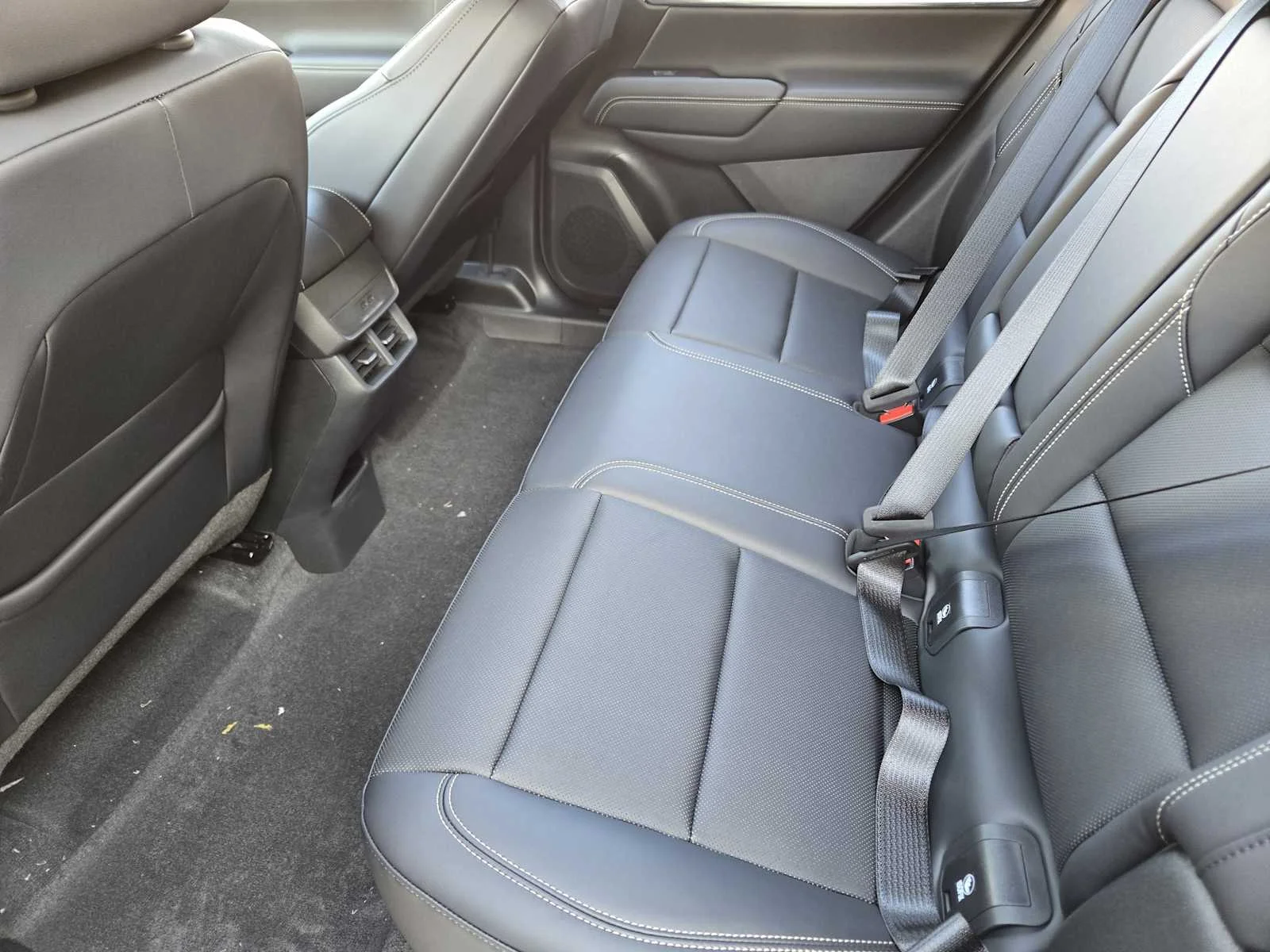 2027 GMC Terrain Elevation - Photo 18