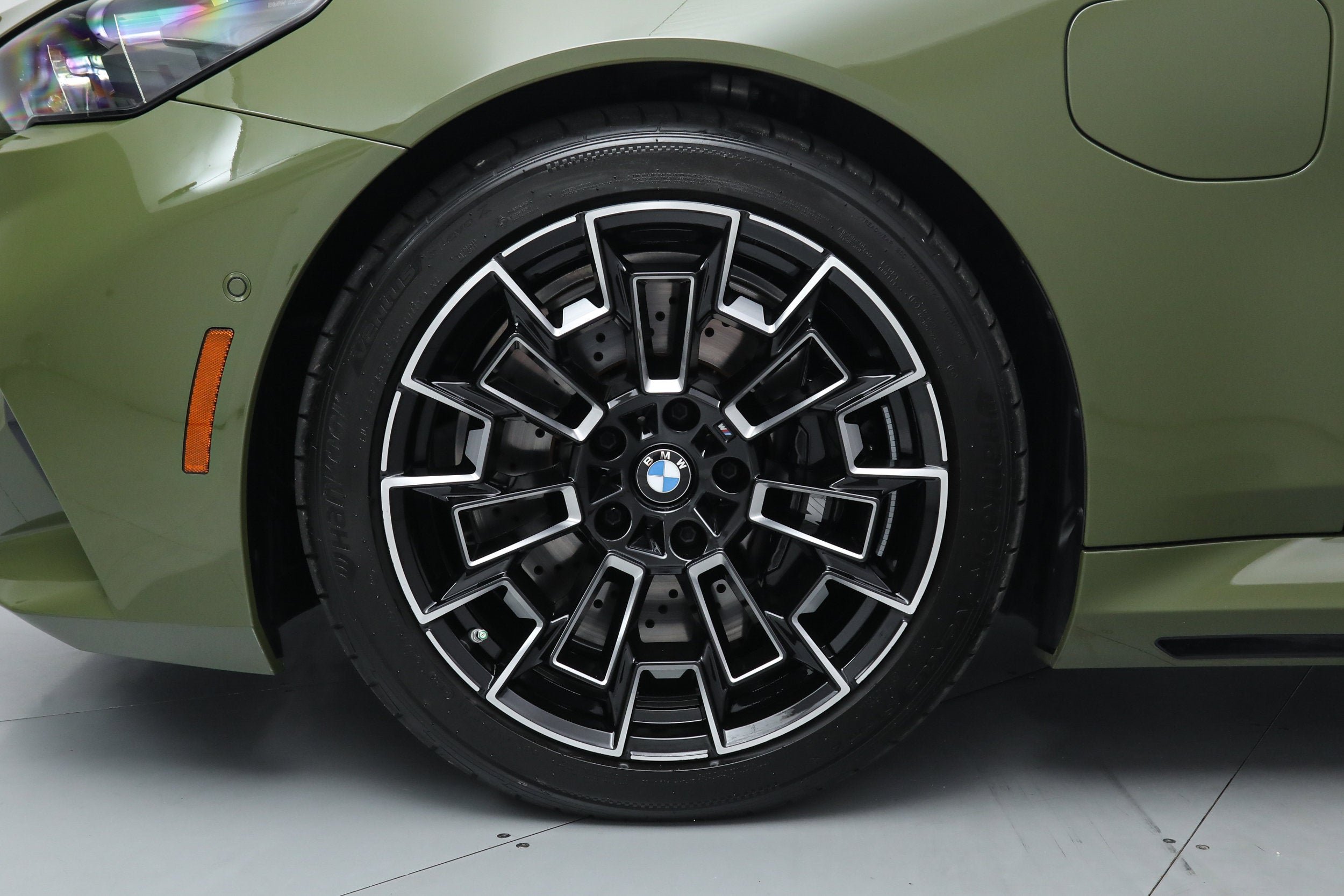 Used 2026 Urbran Green BMW  image 45