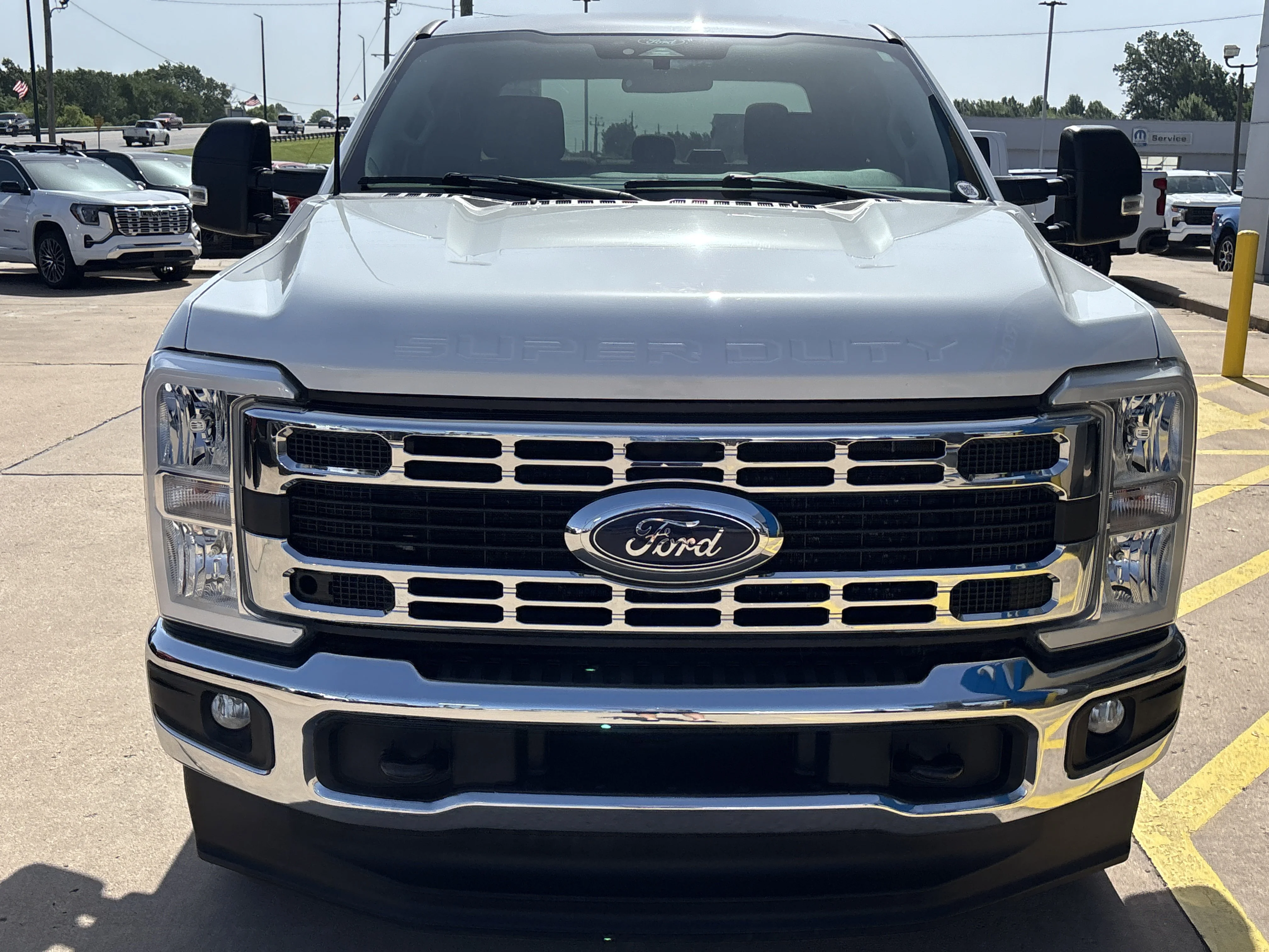 2024 Ford F-350 Super Duty XLT - Photo 11