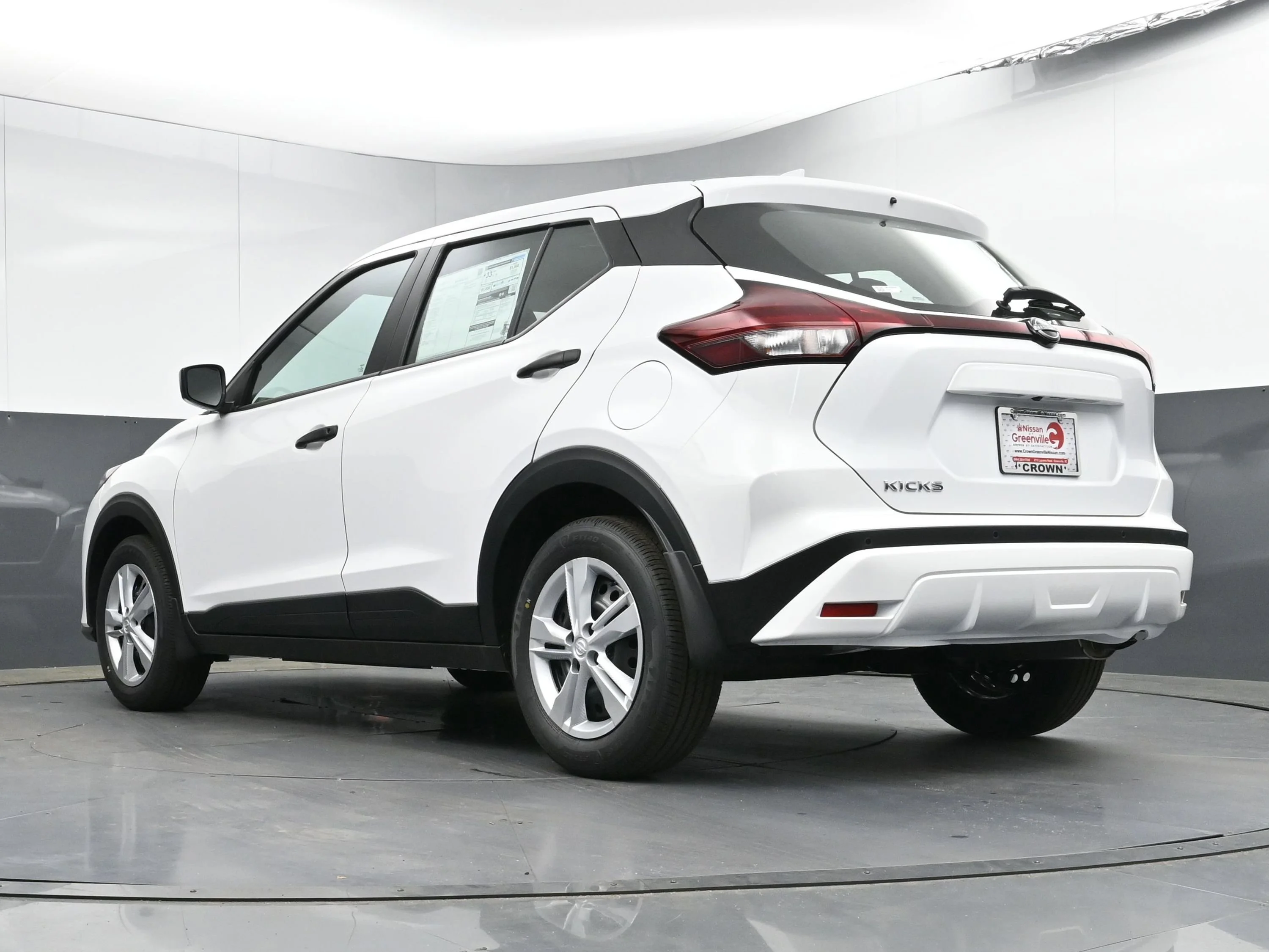 2025 Nissan KICKS PLAY Base - Photo 25