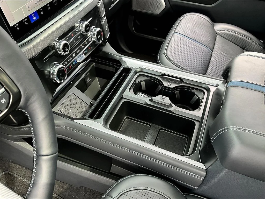 New 2026 Star White Metallic Tri-Coat Ford F-250® Platinum® image 29