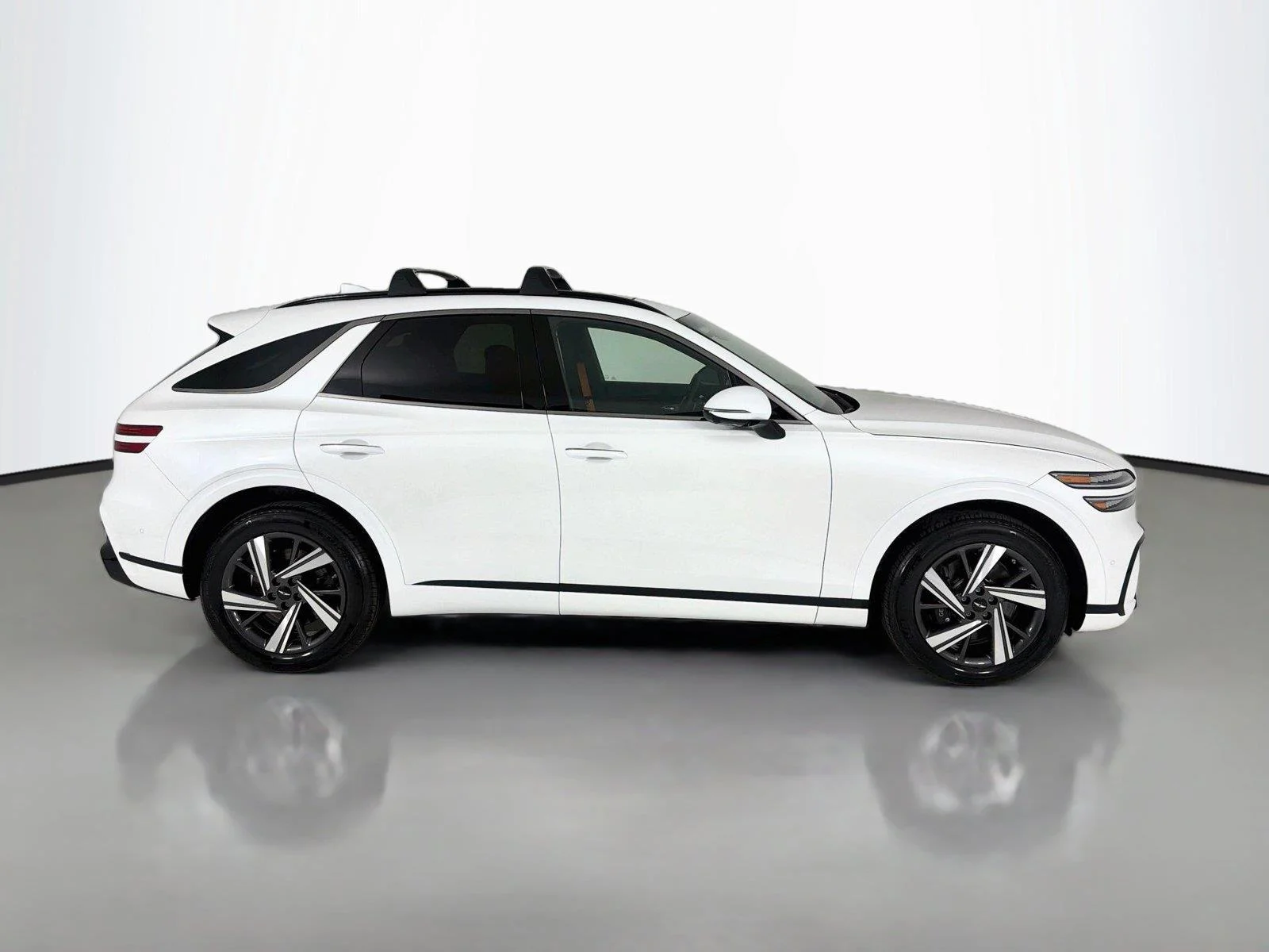 Used 2026 Uyuni White Genesis 3.5T Sport Advanced image 27