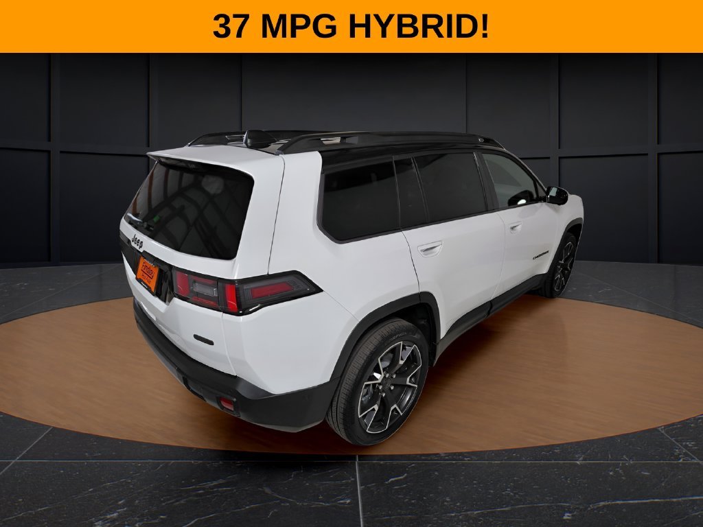 New 2026 Bright White Clear-Coat Exterior Paint Jeep Overland image 6