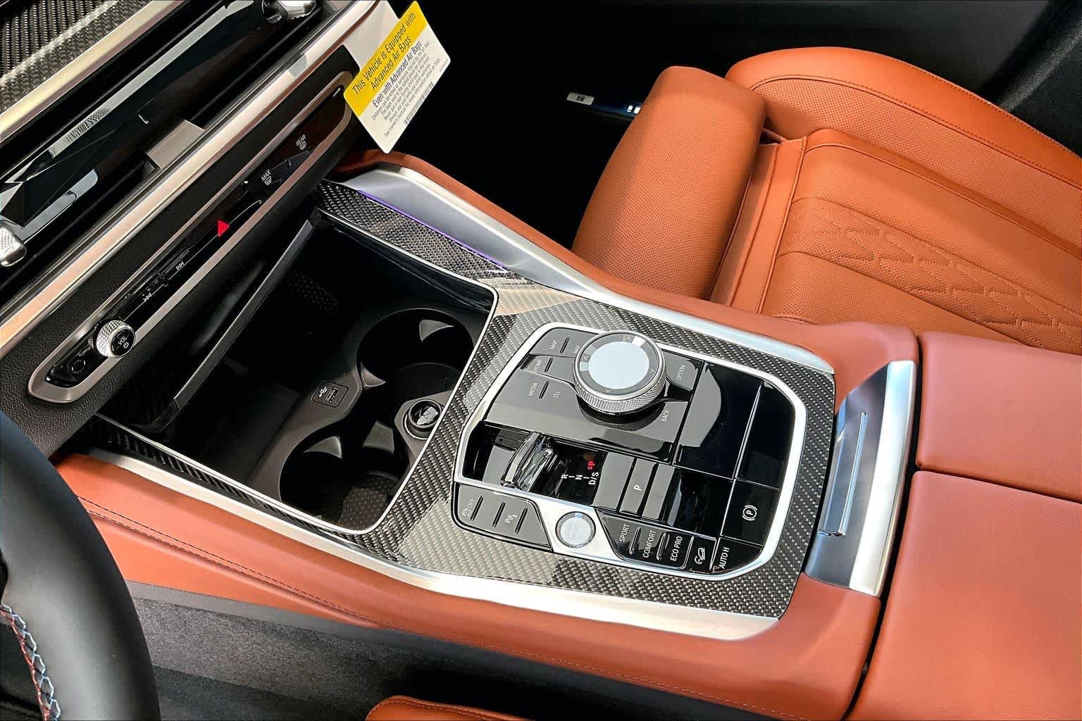 New 2027 Black Sapphire Metallic BMW M60i image 8