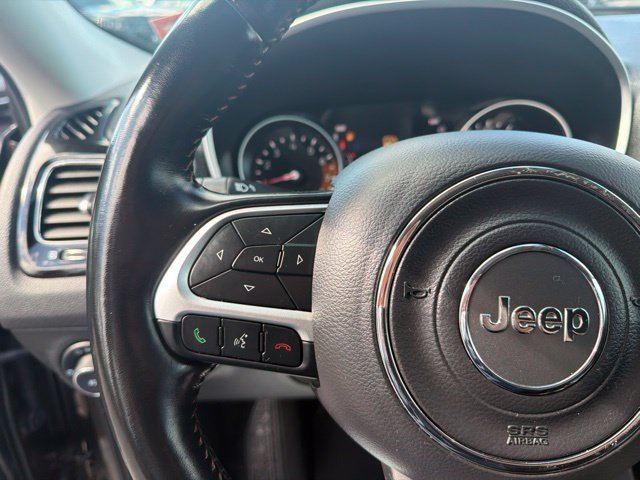 Used 2021 Granite Crystal Metallic Clearcoat Jeep Limited image 18