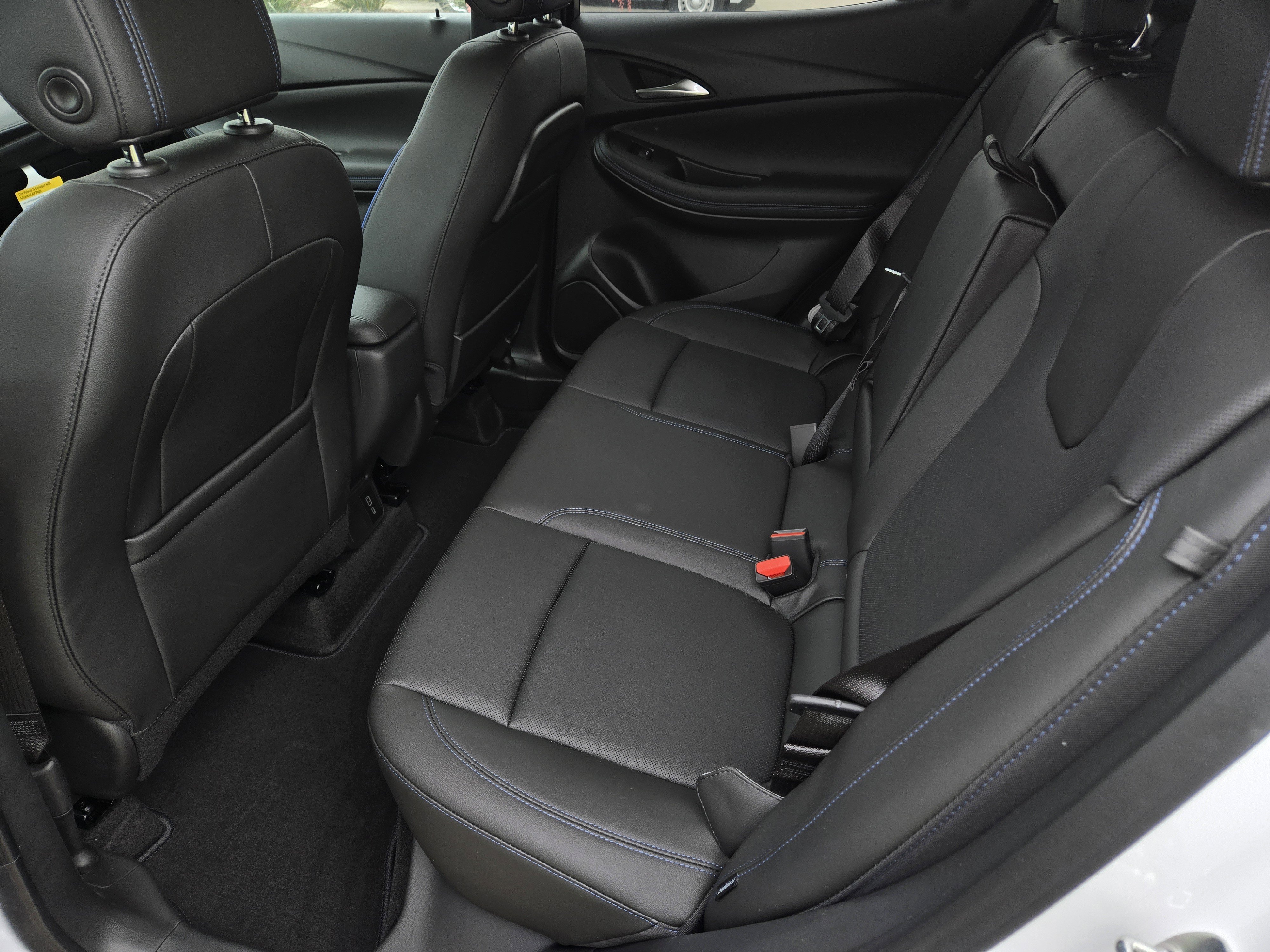 New 2026 Summit White Buick Sport Touring image 17