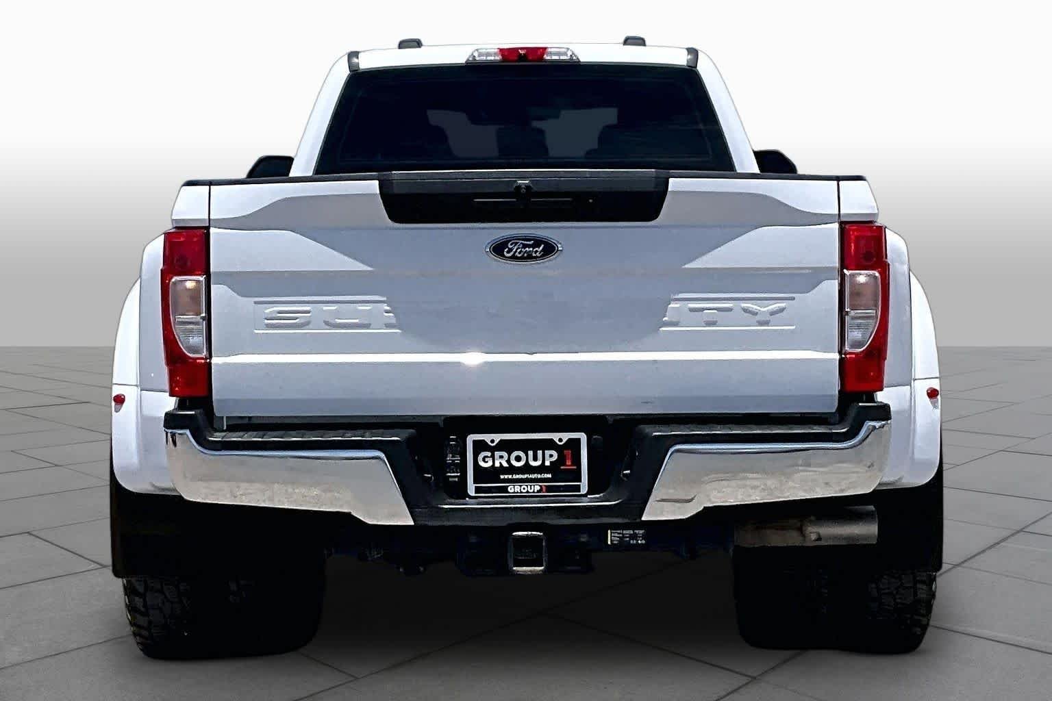 Certified Used 2020 Oxford White Ford XL image 5