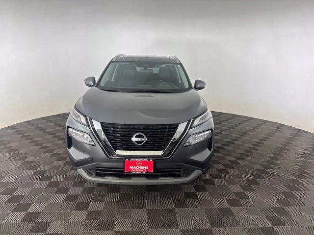 Used 2023 Gray Nissan SV image 2