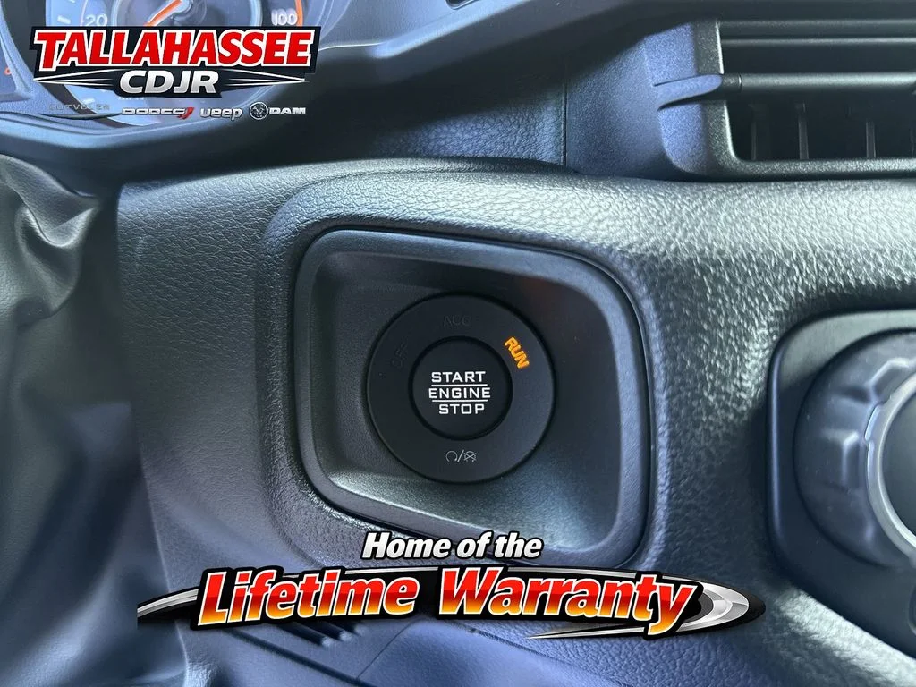 New 2026 Tuscadero Pearl-Coat Exterior Paint Jeep Sport S image 19
