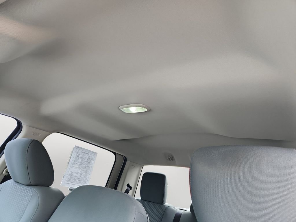 Used 2013 White Ram Express image 12