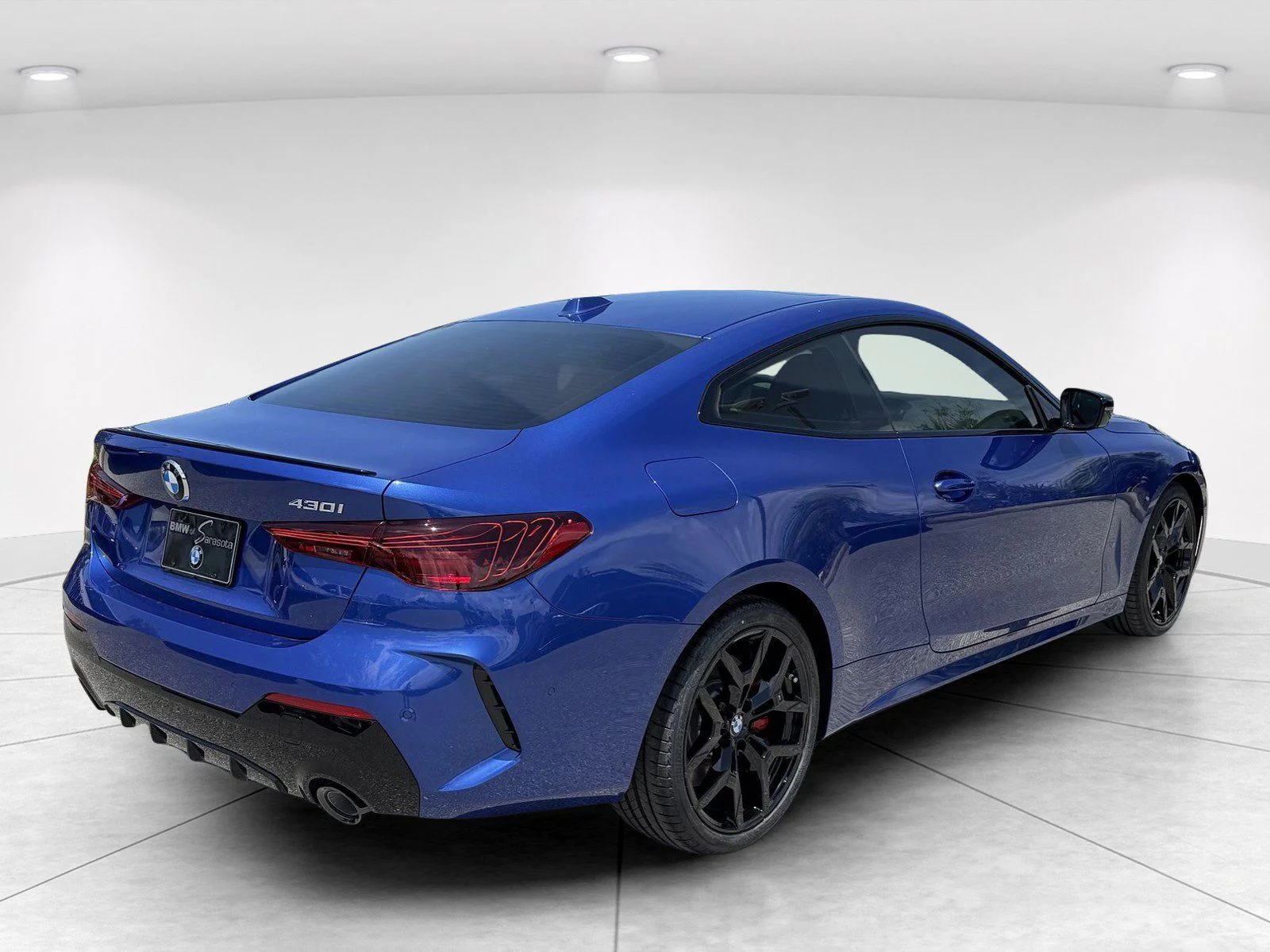 New 2027 Portimao Blue Metallic BMW 430i image 4