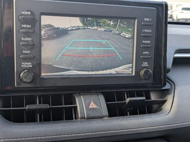 Used 2019 Midnight Black Metallic Toyota XLE image 17