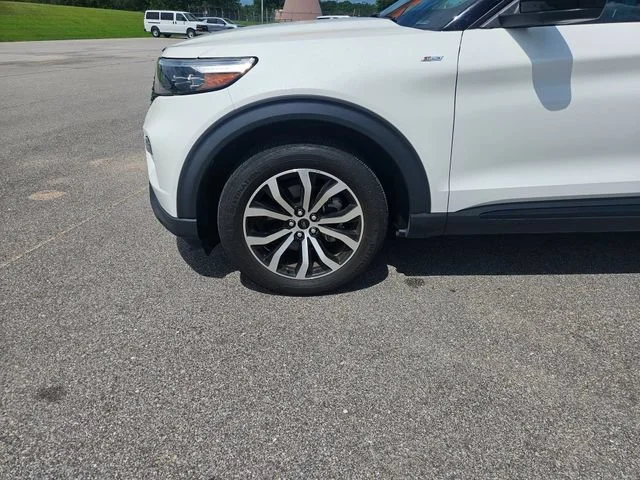 Used 2023 White Ford ST-Line image 28