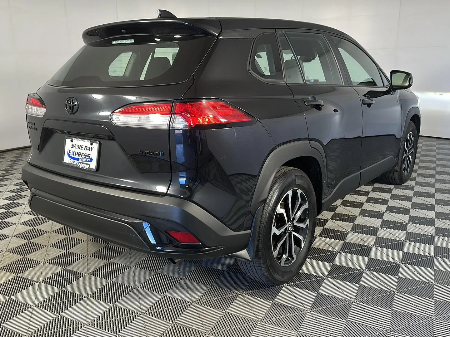 Used 2024 Jet Black Toyota Hybrid S image 7