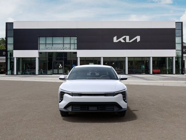 New 2026 Snow White Pearl Kia LXS image 2